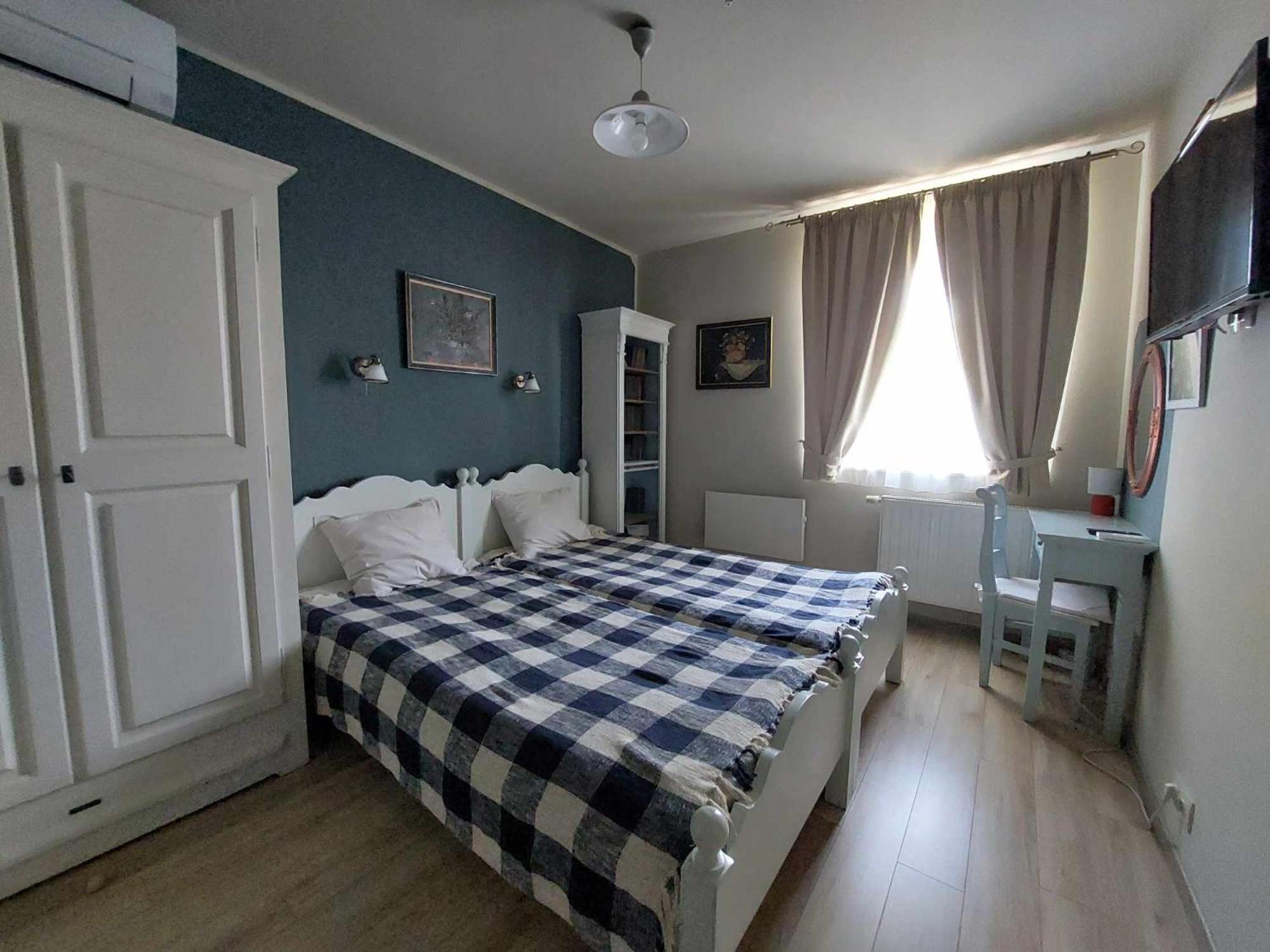 Fogado A Patkolokovacshoz Vendeghaz Szekszard Bed & Breakfast Exterior photo