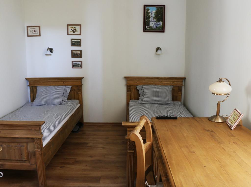 Fogado A Patkolokovacshoz Vendeghaz Szekszard Bed & Breakfast Exterior photo